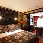 The Toren Amsterdam, By The Pavilions ホテル
