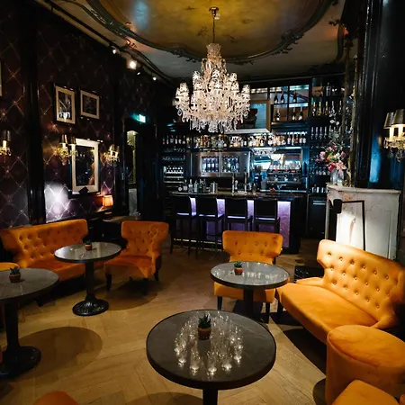 The Toren Amsterdam, By The Pavilions 4*