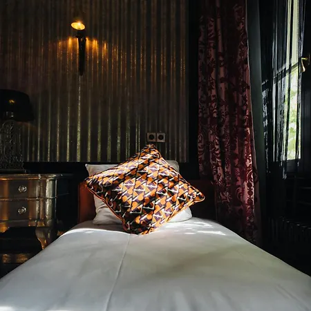 The Toren Amsterdam, By The Pavilions 호텔 4*