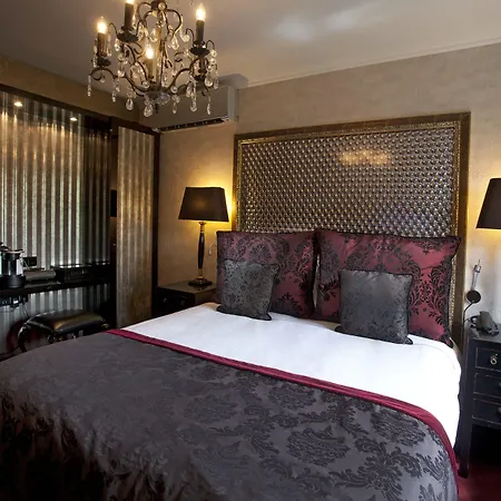 The Toren Amsterdam, By The Pavilions 4* Amesterdão