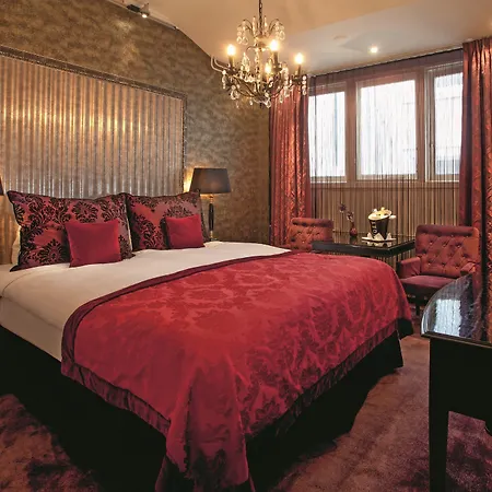 The Toren Amsterdam, By The Pavilions