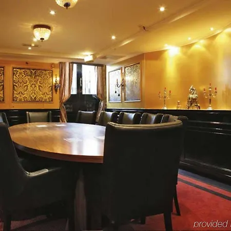 The Pavilions Amsterdam, The Toren 4* Amsterdam