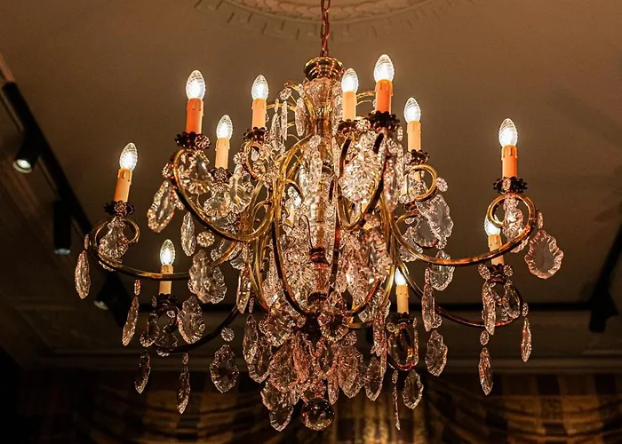 The Toren Amsterdam, By The Pavilions 4* Amsterdam