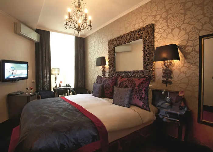 The Toren Amsterdam, By The Pavilions