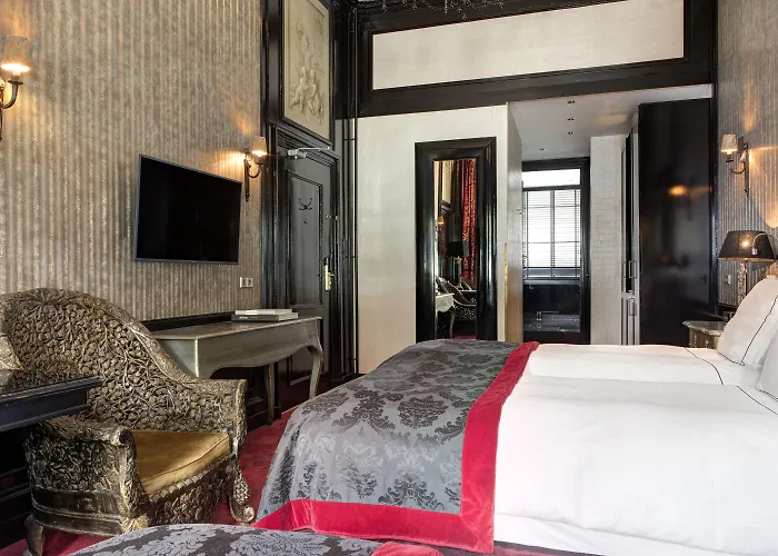 Hotel The Toren Amsterdam, By The Pavilions 4*