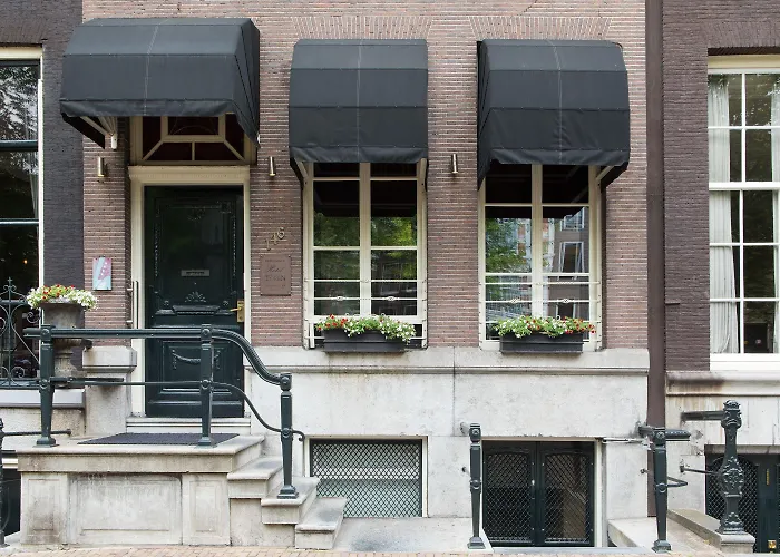 Hotel The Toren Amsterdam, By The Pavilions 4*