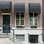 酒店 The Toren Amsterdam, By The Pavilions 4*