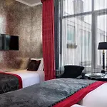 The Toren Amsterdam, By The Pavilions 酒店 4*